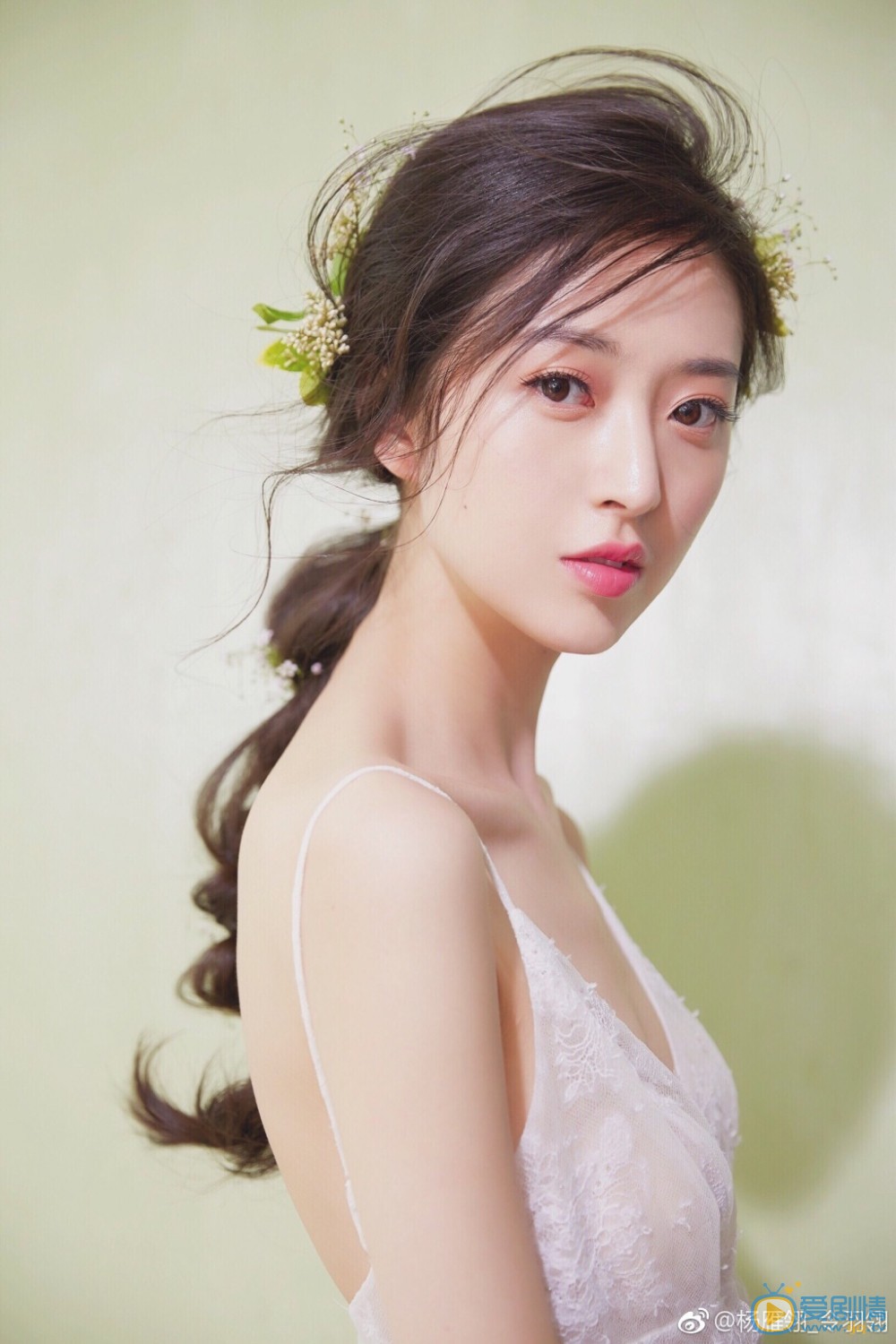 杨雁翎青春写真 杨雁翎高清写真_杨雁翎高清剧照