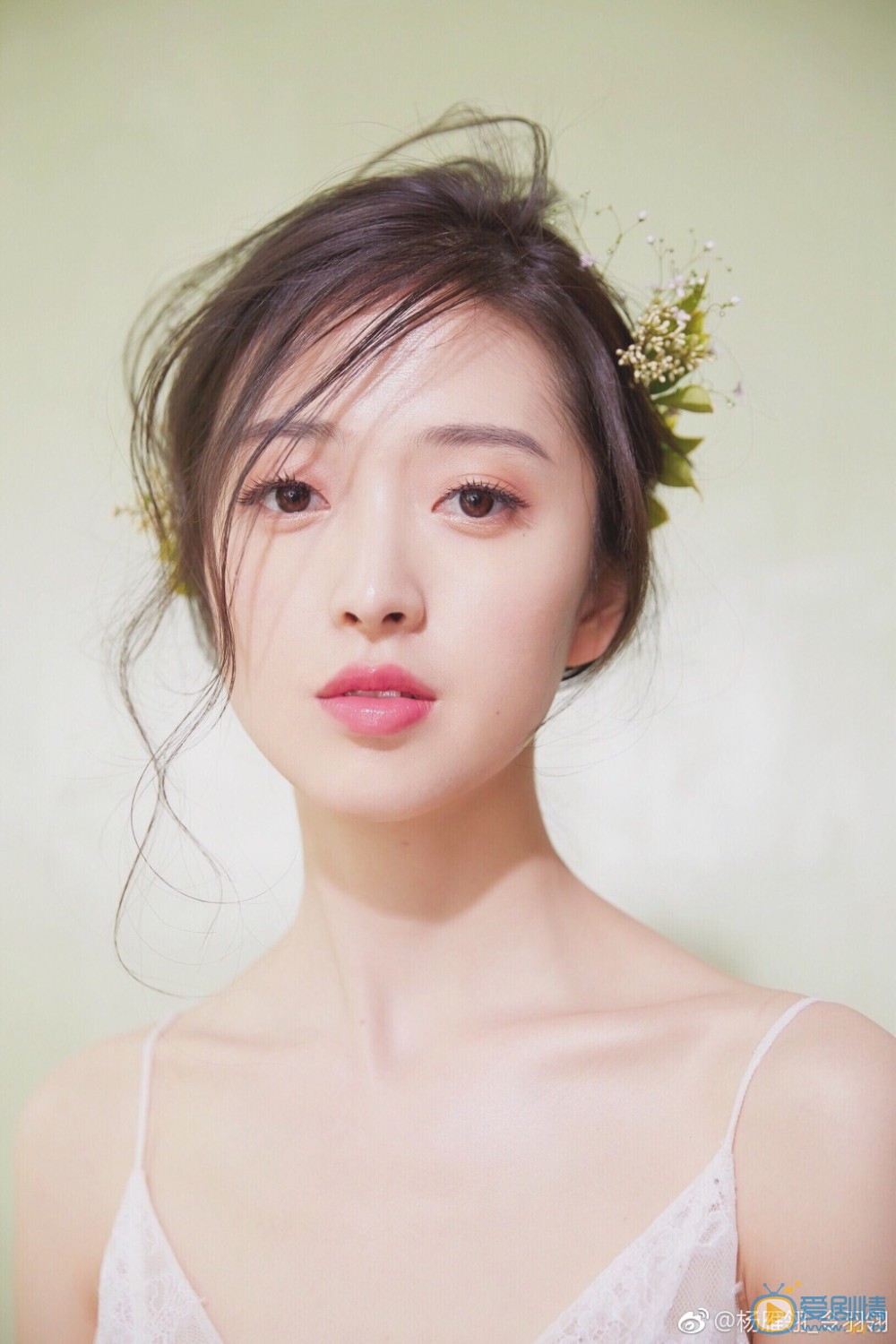 杨雁翎青春写真 杨雁翎高清写真_杨雁翎高清剧照
