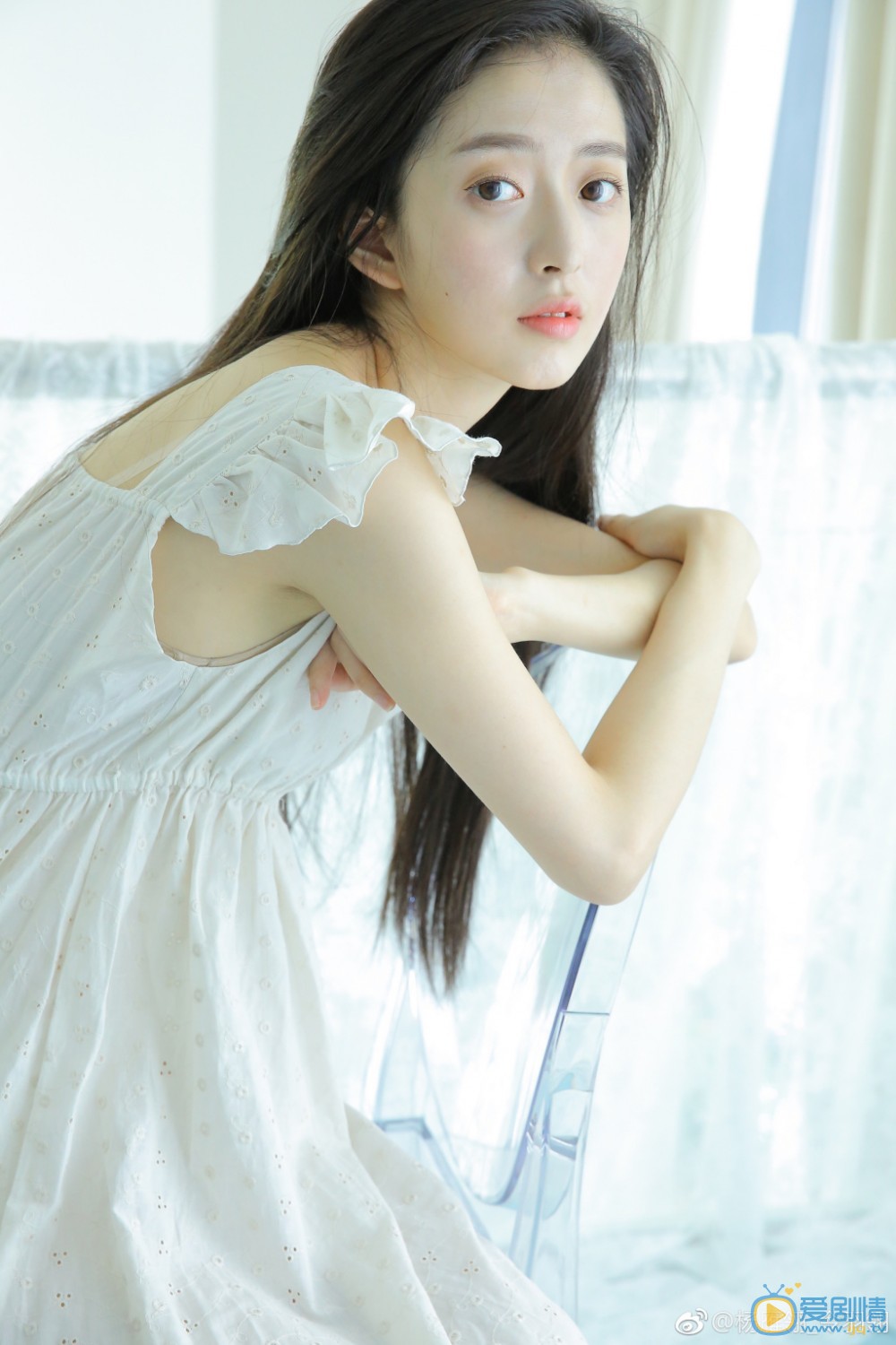杨雁翎青春写真 杨雁翎高清写真_杨雁翎高清剧照