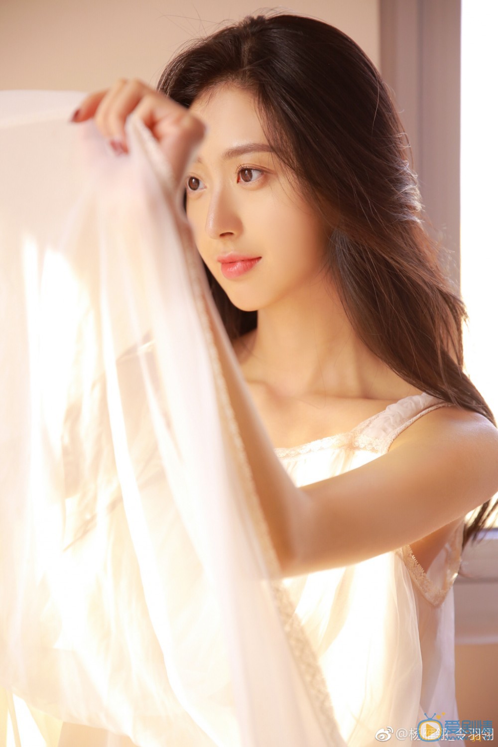 杨雁翎广告写真 杨雁翎高清写真_杨雁翎高清剧照
