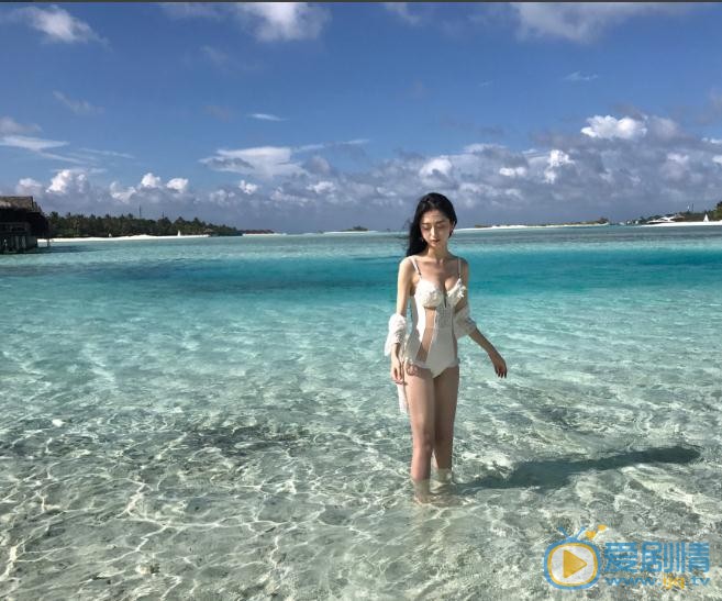 杨雁翎旅行写真 杨雁翎高清写真_杨雁翎高清剧照