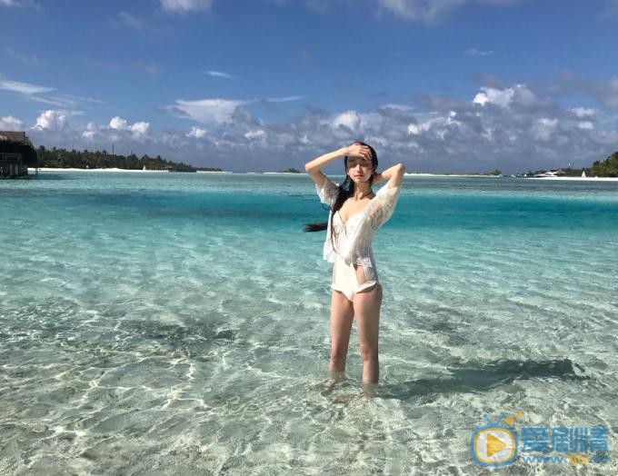 杨雁翎旅行写真 杨雁翎高清写真_杨雁翎高清剧照