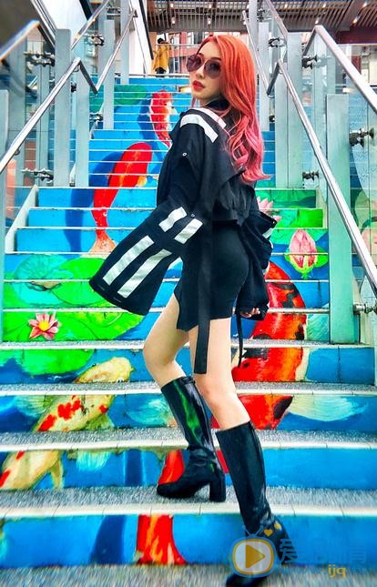 沈韵菲红发写真 沈韵菲高清写真_沈韵菲高清剧照