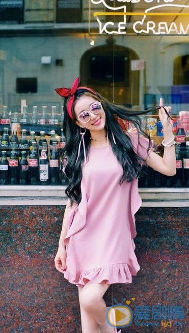 沈韵菲夏日街拍 沈韵菲高清写真_沈韵菲高清剧照