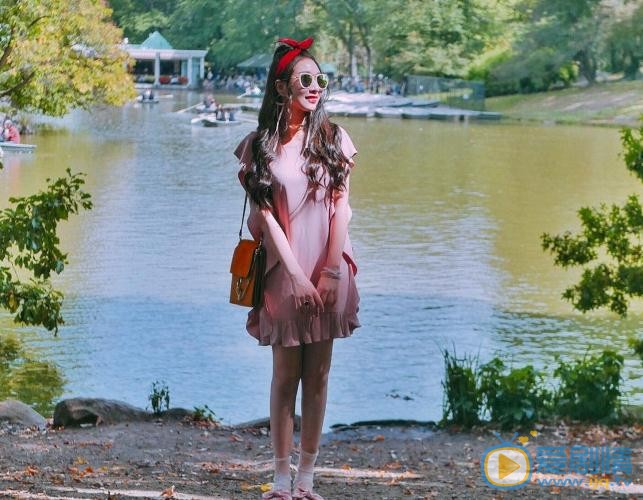 沈韵菲夏日街拍 沈韵菲高清写真_沈韵菲高清剧照