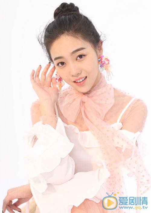 王倩写真 王倩高清写真_王倩高清剧照