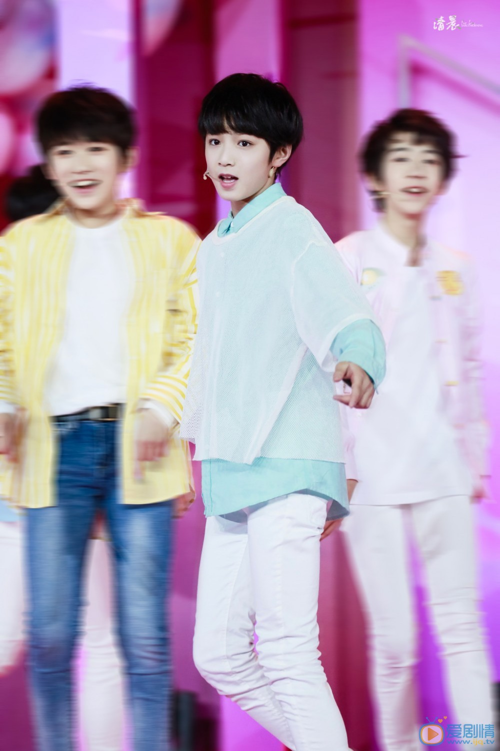 刘耀文演唱会写真 刘耀文高清写真_刘耀文高清剧照