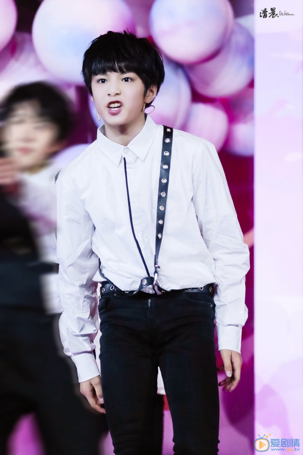 刘耀文演唱会写真 刘耀文高清写真_刘耀文高清剧照