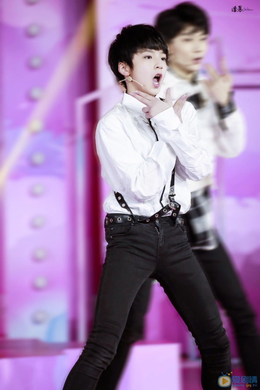 刘耀文演唱会写真 刘耀文高清写真_刘耀文高清剧照