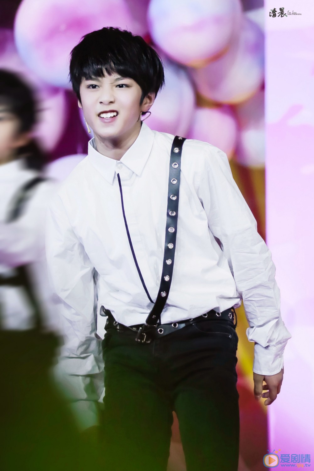 刘耀文演唱会写真 刘耀文高清写真_刘耀文高清剧照