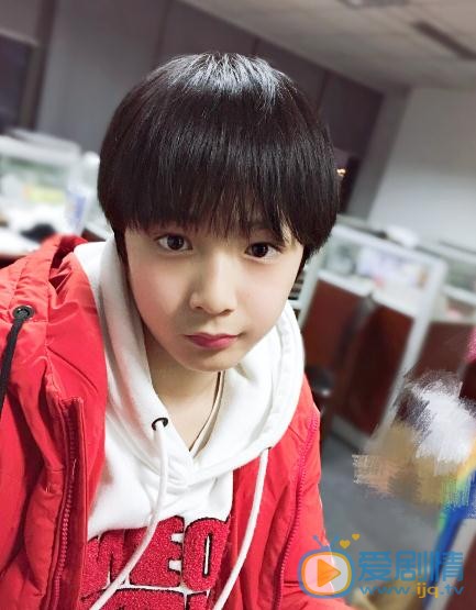 刘耀文生活照写真 刘耀文高清写真_刘耀文高清剧照