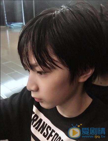 刘耀文生活照写真 刘耀文高清写真_刘耀文高清剧照