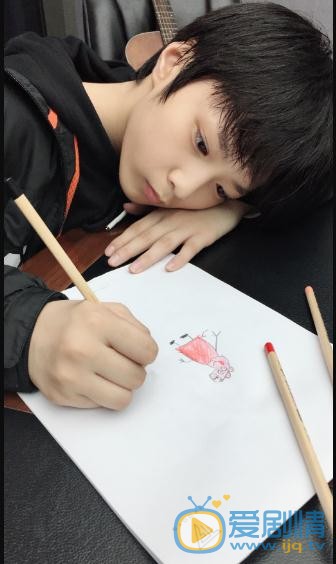 刘耀文自拍写真 刘耀文高清写真_刘耀文高清剧照