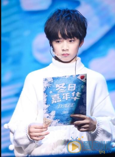 刘耀文白衣少年写真 刘耀文高清写真_刘耀文高清剧照