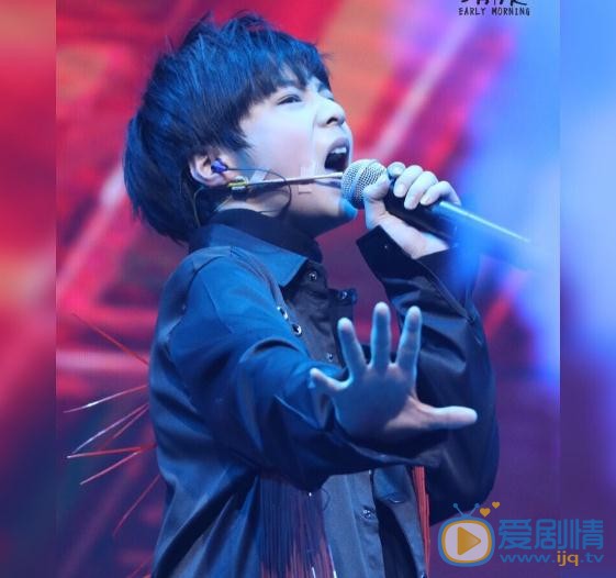 刘耀文可爱写真 刘耀文高清写真_刘耀文高清剧照