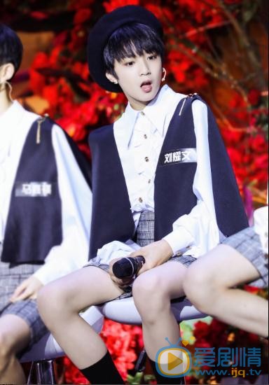 刘耀文可爱写真 刘耀文高清写真_刘耀文高清剧照