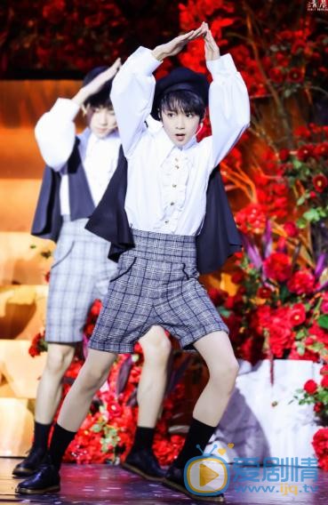 刘耀文可爱写真 刘耀文高清写真_刘耀文高清剧照