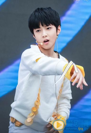 刘耀文参加活动写真 刘耀文高清写真_刘耀文高清剧照