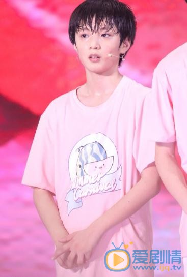 刘耀文参加活动写真 刘耀文高清写真_刘耀文高清剧照