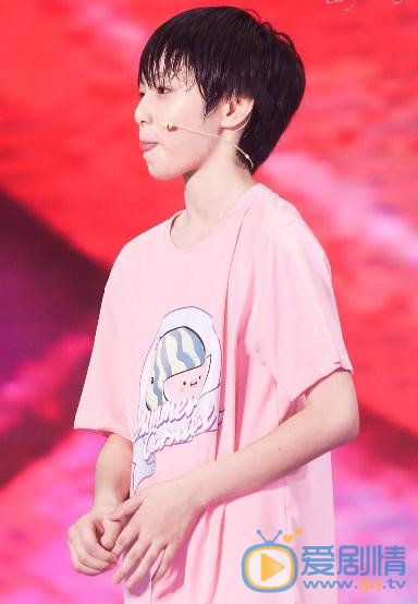 刘耀文参加活动写真 刘耀文高清写真_刘耀文高清剧照