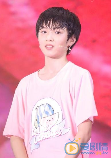 刘耀文参加活动写真 刘耀文高清写真_刘耀文高清剧照