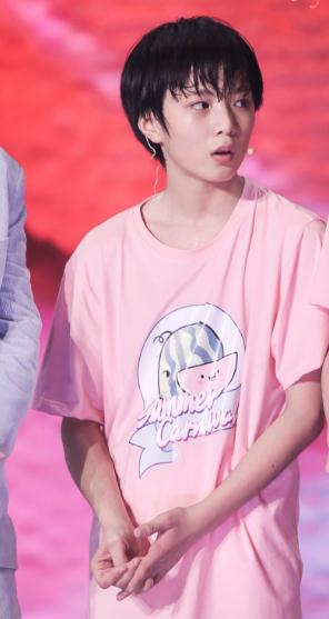 刘耀文参加活动写真 刘耀文高清写真_刘耀文高清剧照