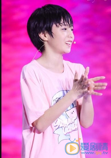 刘耀文参加活动写真 刘耀文高清写真_刘耀文高清剧照