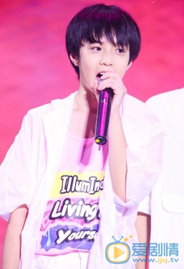 刘耀文参加活动写真 刘耀文高清写真_刘耀文高清剧照