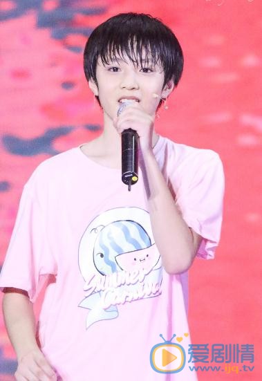 刘耀文参加活动写真 刘耀文高清写真_刘耀文高清剧照