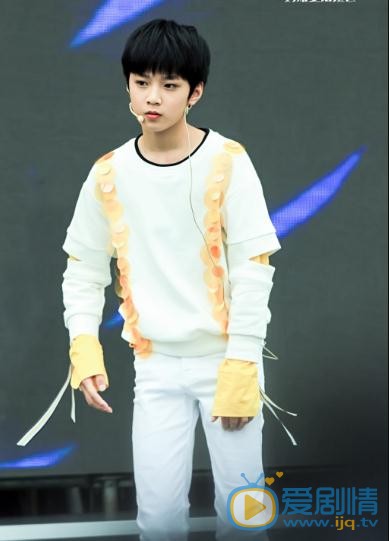 刘耀文参加活动写真 刘耀文高清写真_刘耀文高清剧照