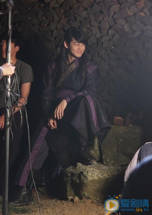 金范《火之女神井儿》剧照 金范高清写真_金范高清剧照