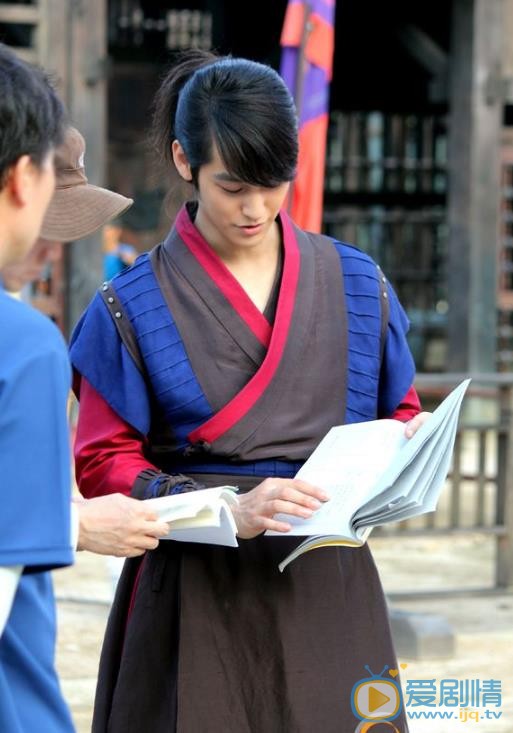 金范《火之女神井儿》剧照 金范高清写真_金范高清剧照