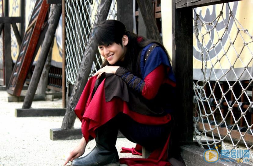 金范《火之女神井儿》剧照 金范高清写真_金范高清剧照