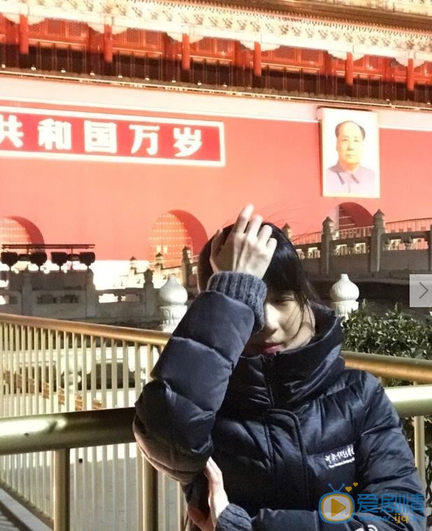 papi酱旅行街拍照 papi酱高清写真_papi酱高清剧照