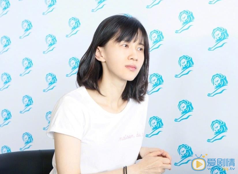 papi酱气质大片 papi酱高清写真_papi酱高清剧照