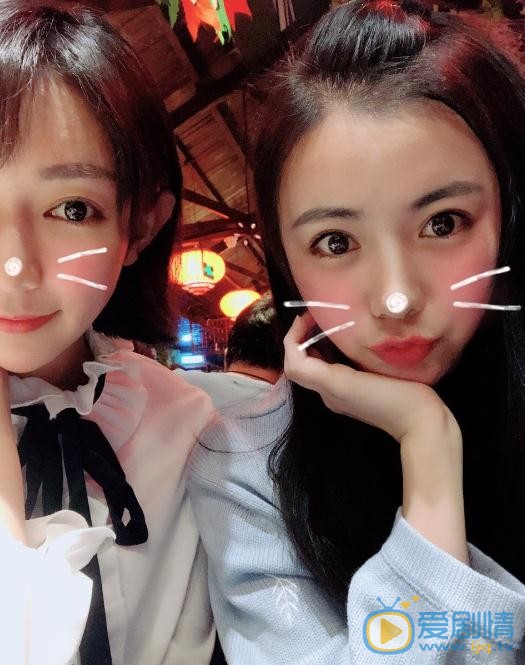 马莹莹与人合照 马莹莹高清写真_马莹莹高清剧照