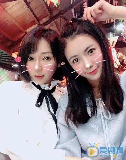 马莹莹与人合照 马莹莹高清写真_马莹莹高清剧照