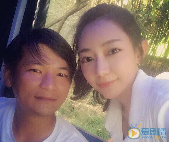马莹莹与人合照 马莹莹高清写真_马莹莹高清剧照