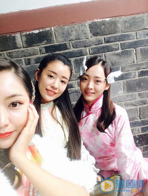 马莹莹与人合照 马莹莹高清写真_马莹莹高清剧照