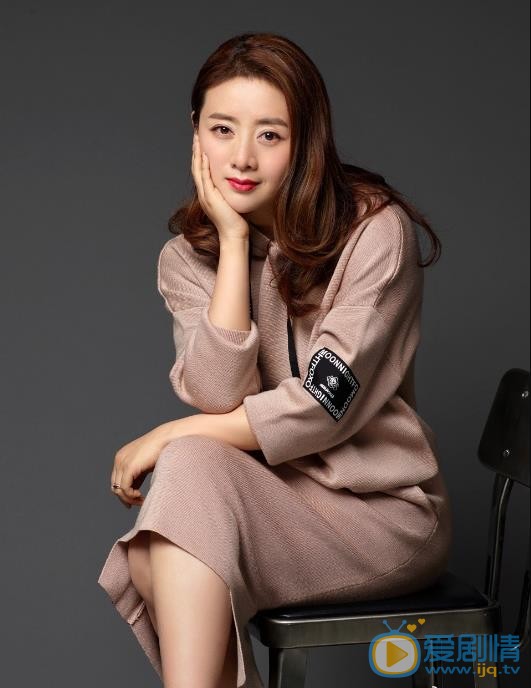 李佳璘大片写真 李佳璘高清写真_李佳璘高清剧照