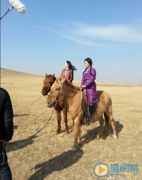 李佳璘片场照 李佳璘高清写真_李佳璘高清剧照