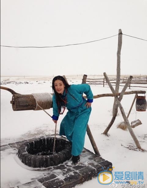李佳璘片场照 李佳璘高清写真_李佳璘高清剧照