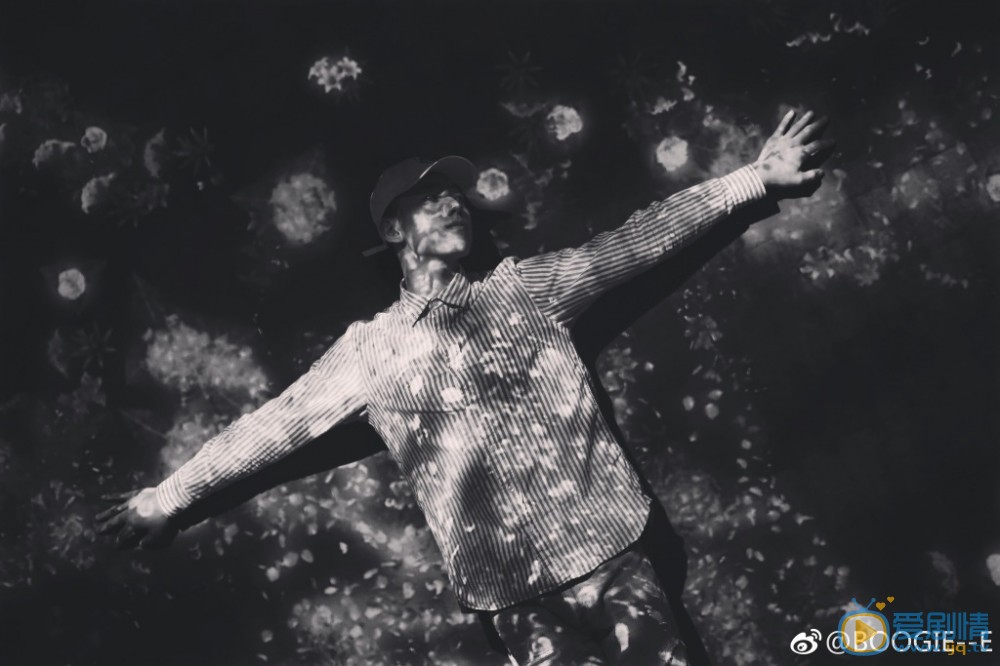 王子异街拍写真 王子异高清写真_王子异高清剧照