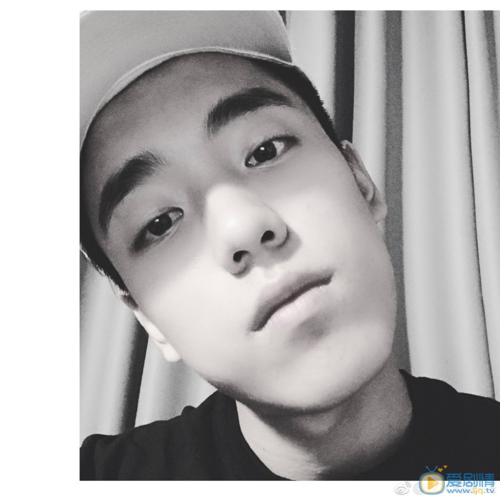 王子异街拍写真 王子异高清写真_王子异高清剧照
