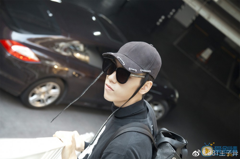王子异街拍写真 王子异高清写真_王子异高清剧照