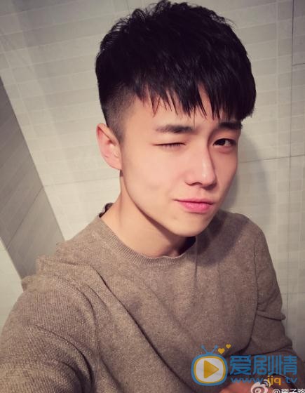 翟子路生活照写真 翟子路高清写真_翟子路高清剧照