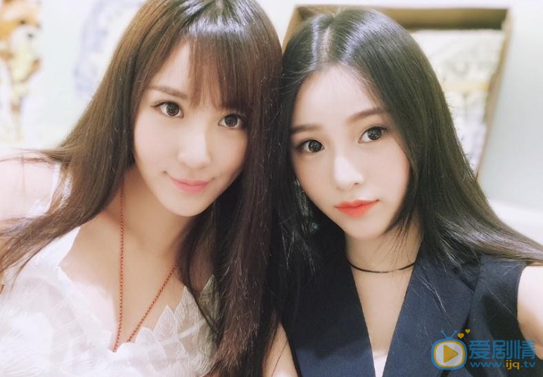 谢佳妤与人合照 谢佳妤高清写真_谢佳妤高清剧照