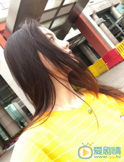 张雨薇自拍写真 张雨薇高清写真_张雨薇高清剧照
