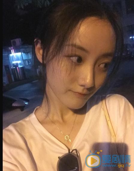 张雨薇生活照写真 张雨薇高清写真_张雨薇高清剧照