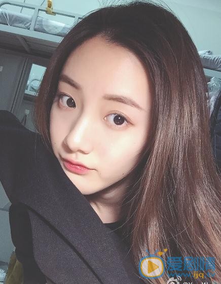 张雨薇自拍写真 张雨薇高清写真_张雨薇高清剧照